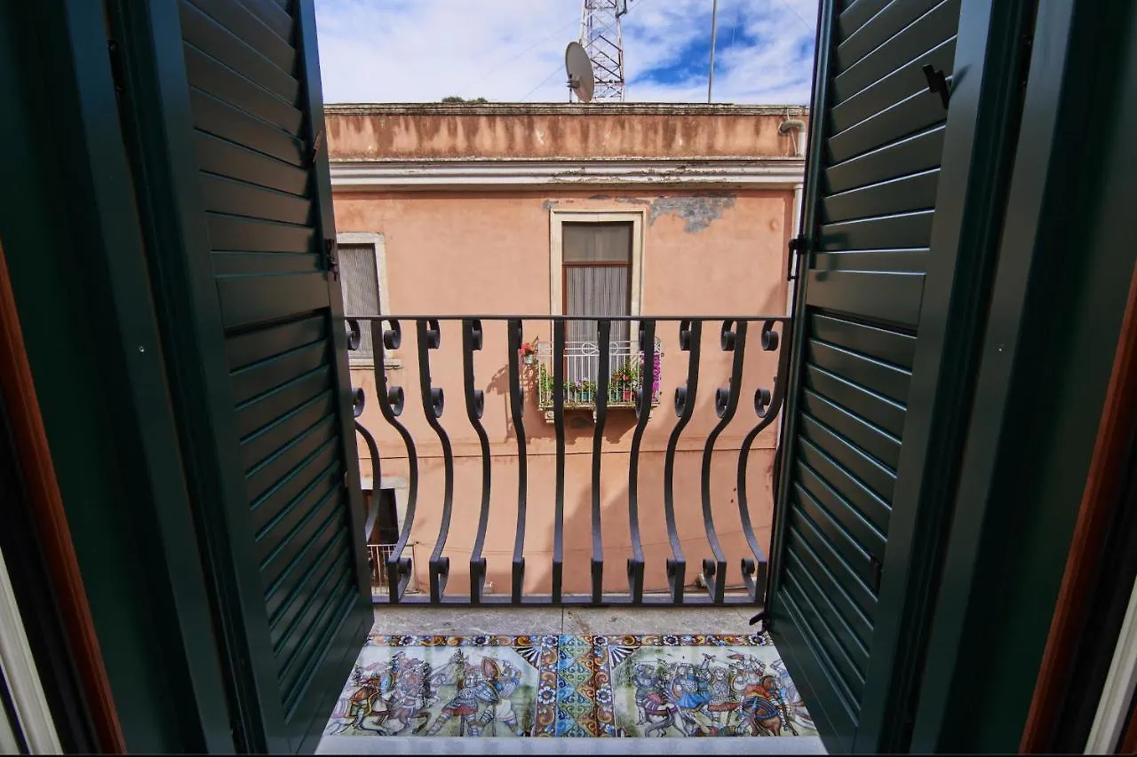 Corvaja Inn Taormina 0*,