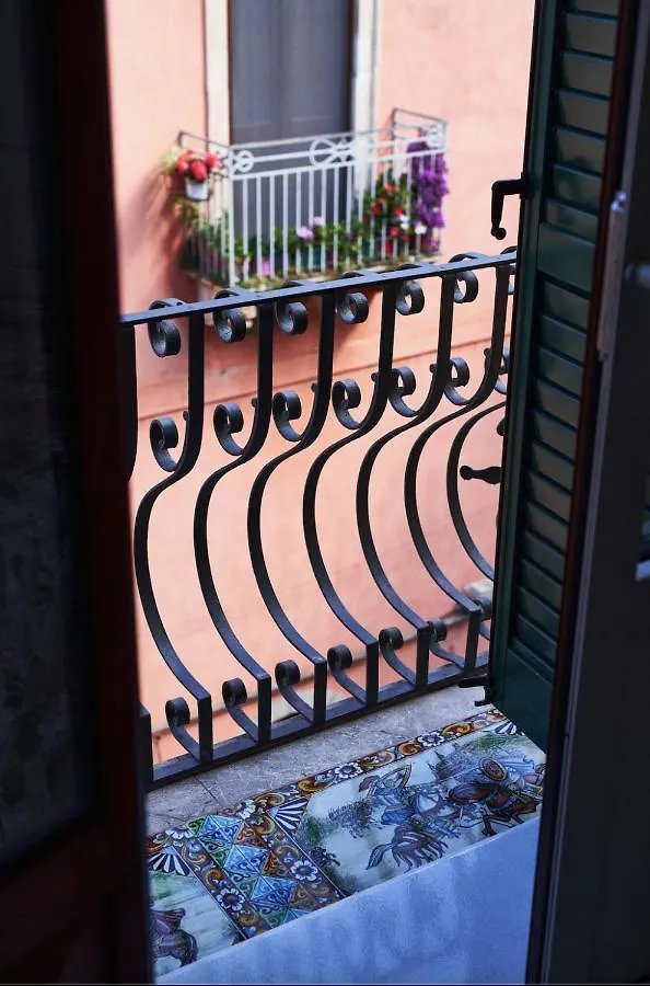 Corvaja Inn Taormina 0*,